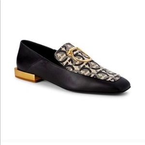 Brand new Ferragamo heeled loafers (Navy blue)